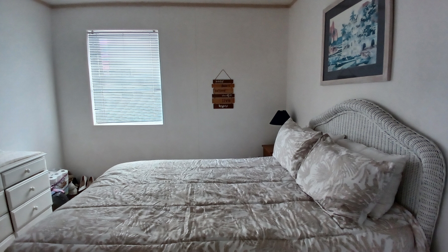 To Let 2 Bedroom Property for Rent in Summerstrand Eastern Cape